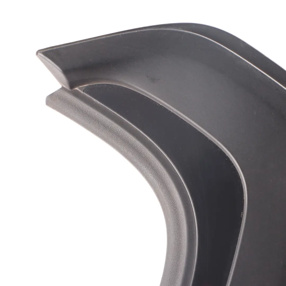 Column C Pillar Moulding Trim Cover Door Rear Right O/S to BMW F40 with Part number 7452404 BMW F40 Column C Pillar Moulding Trim Cover Door Rear Right O/S - SKU 7452404 - Part number 7452404