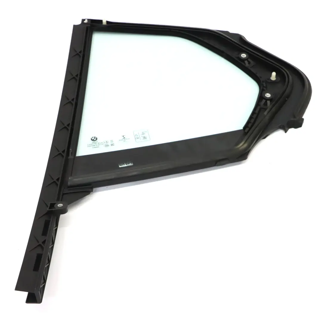 BMW F40 Szyba Drzwi Prawy Tył Trójkąt AS2 - SKU 7452414-1 - Numer Części 7452414