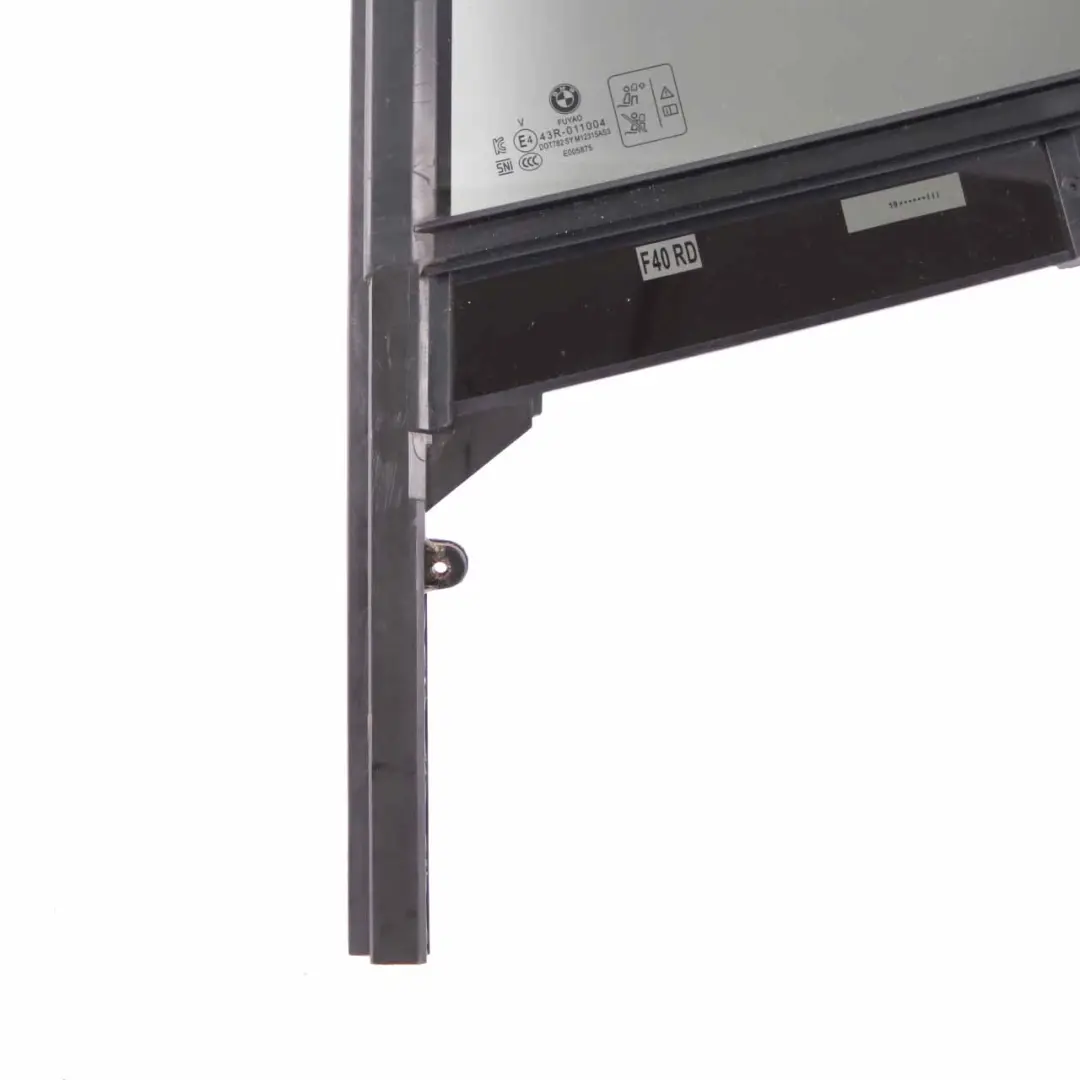 Vitre Latérale Fixe Arrière Gauche Teinte AS3 pour BMW F40 à propos du numéro de pièce 7452415 BMW F40 Vitre Latérale Fixe Arrière Gauche Teinte AS3 - SKU 7452415 - Numéro de pièce 7452415