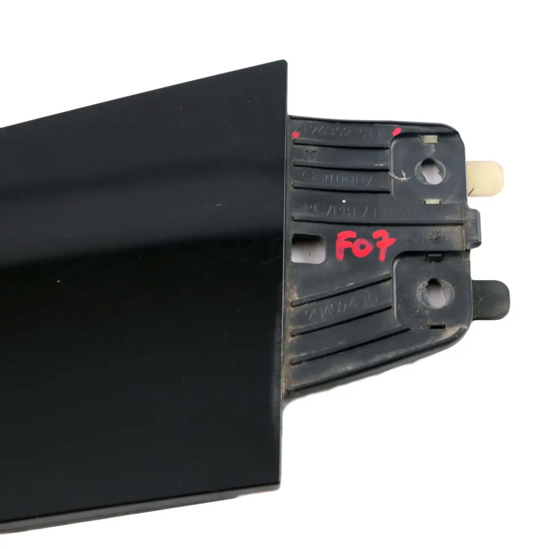 BMW serii 5 F07 GT Osłona Słupka B Prawy Przód 7196352 - SKU 7453322 - Numer Części 7453322