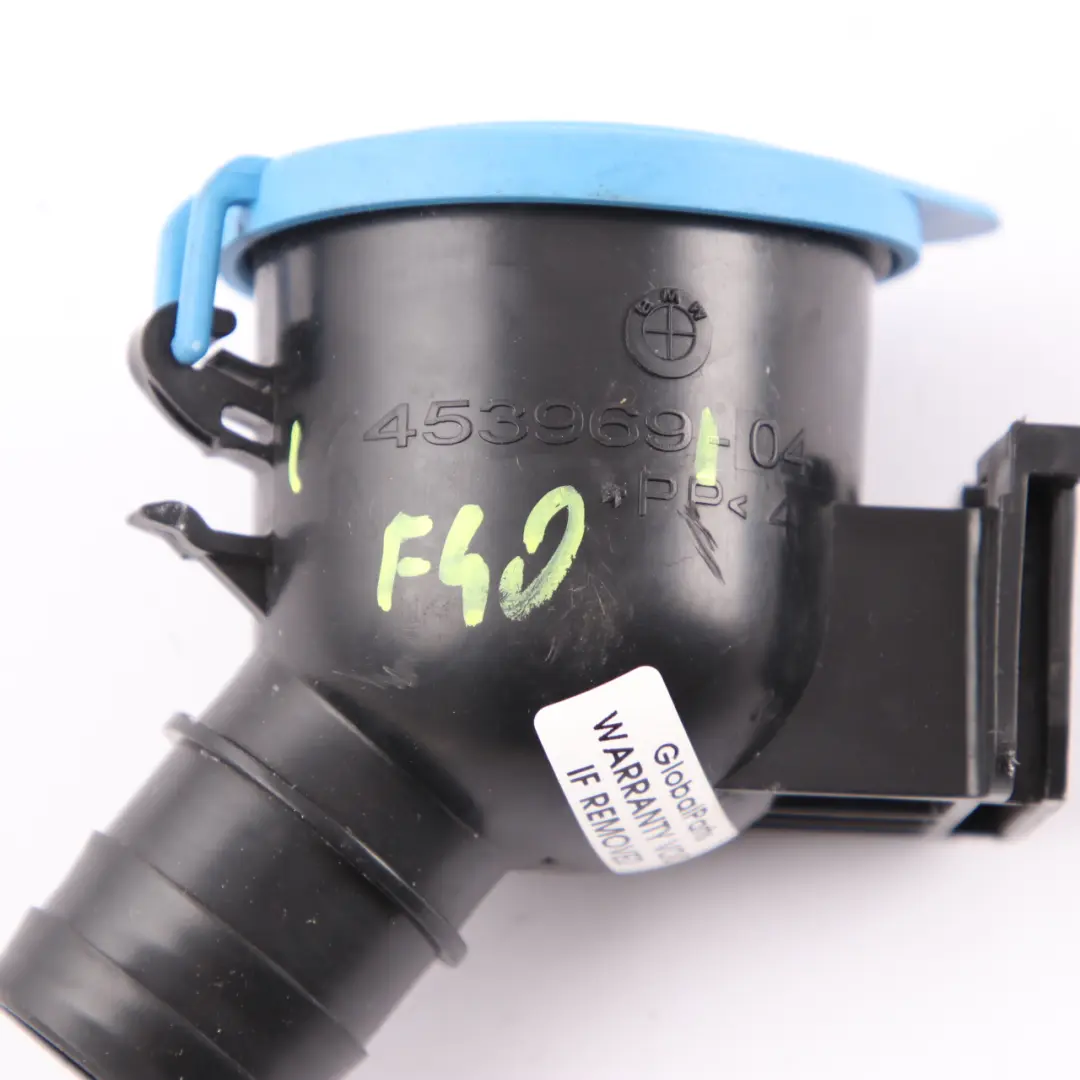 Złącze Rura Wlewu Płynu Do Spryskiwaczy do BMW F20 F22 F30 F31 F32 o numerze 7453969 BMW F20 F22 F30 F31 F32 Złącze Rura Wlewu Płynu Do Spryskiwaczy - SKU 7453969 - Numer Części 7453969