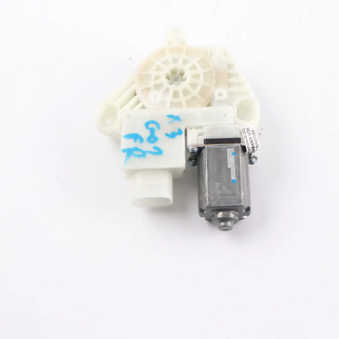 Window Lifter Motor BMW G30 G31 X3 G01 Front Left N/S Drive Actuator to with Part number 7455081 Window Lifter Motor BMW G30 G31 X3 G01 Front Left N/S Drive Actuator - SKU 7455081 - Part number 7455081