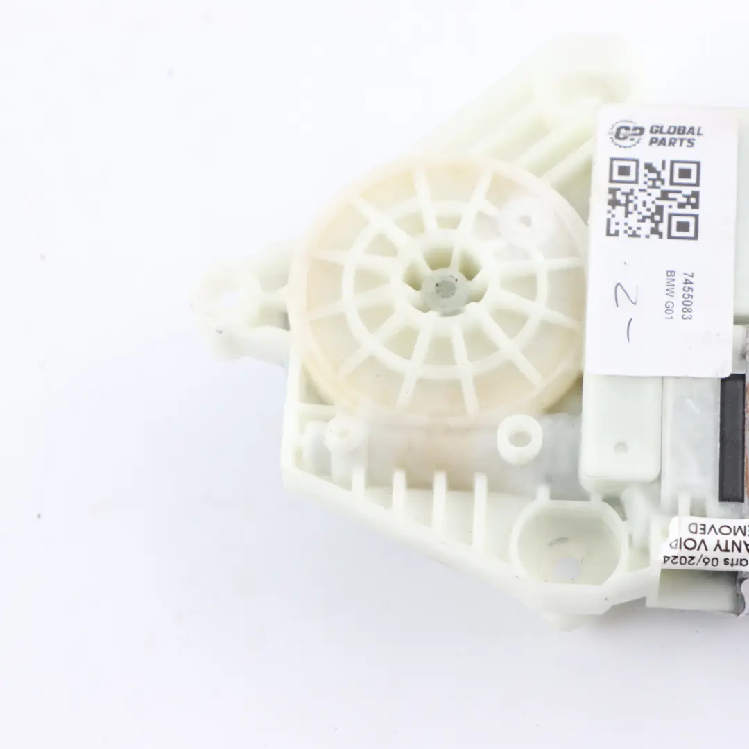 Moteur de lève vitre arrière gauche G01 pour BMW G12 G30 à propos du numéro de pièce 7455083 BMW G12 G30 Moteur de lève vitre arrière gauche G01 - SKU 7455083 - Numéro de pièce 7455083