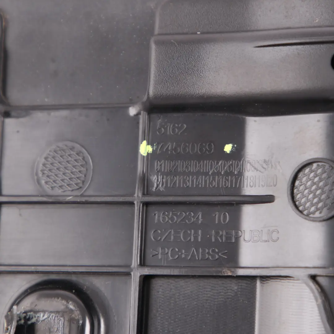 Spoiler Rück Wand Koffer Raum Deckel Trim Schwarz Saphir - 475 für BMW F40 mit Teilenummer 7456070 BMW F40 Spoiler Rück Wand Koffer Raum Deckel Trim Schwarz Saphir - 475 - SKU 7456070-BS - Teilenummer 7456070