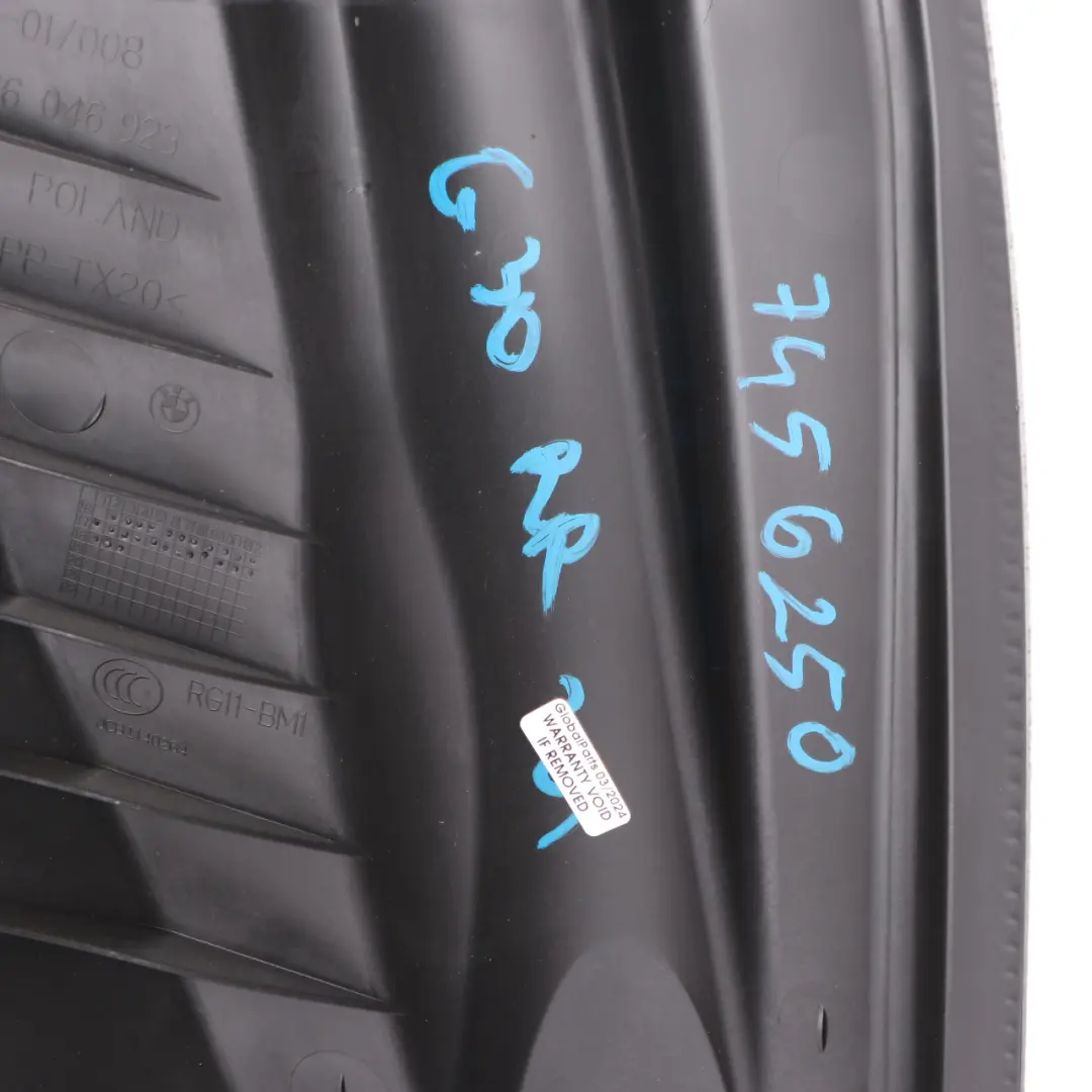 Garniture latérale Panneau latéral siège arrière droit Cuir Dakota Black pour BMW G30 à propos du numéro de pièce 7456250 BMW G30 Garniture latérale Panneau latéral siège arrière droit Cuir Dakota Black - SKU 7456250 - Numéro de pièce 7456250