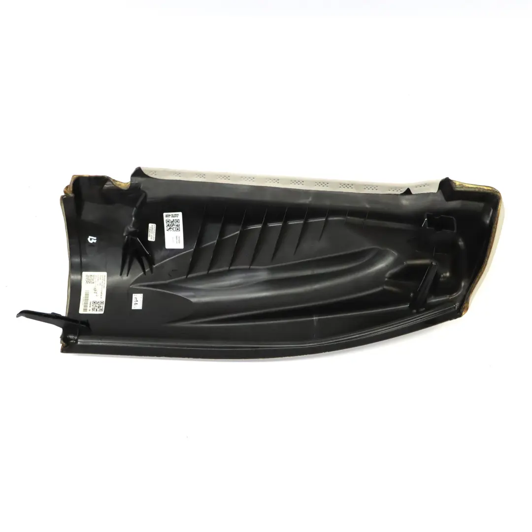 Embellecedor Lateral Panel Trasero Derecho Asiento Cuero Blanco para BMW G30 con número de pieza 7456290 BMW G30 Embellecedor Lateral Panel Trasero Derecho Asiento Cuero Blanco - SKU 7456290 - Número de pieza 7456290