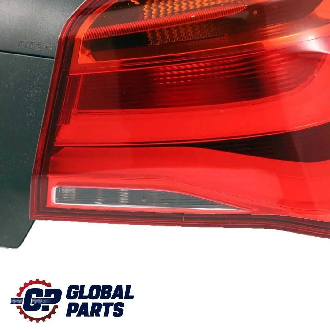 BMW F20 F21 LCI Feu Arrière Panneau Latéral Noir Ligne Droite - SKU 7456502 - Numéro de pièce 7456502