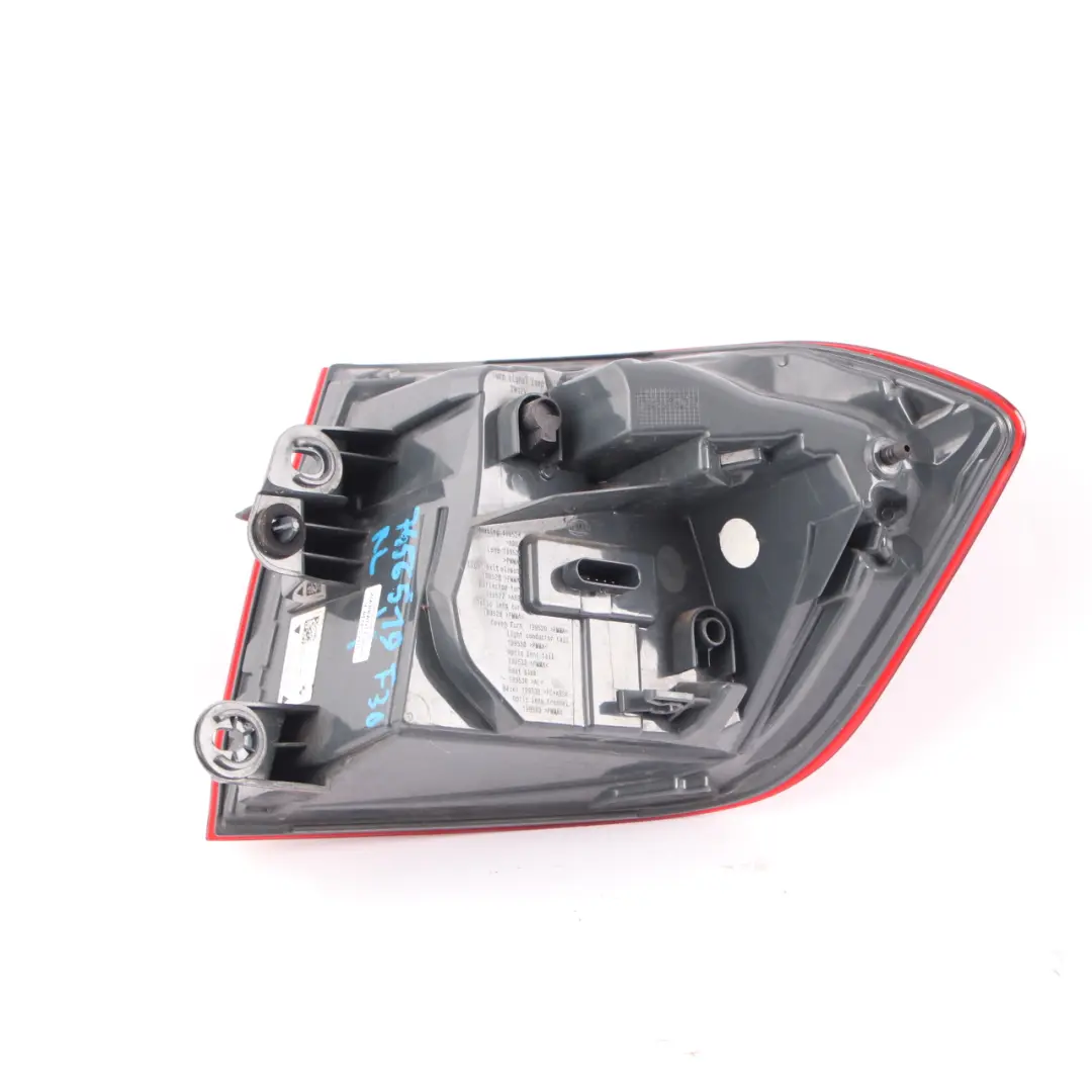  Rückleuchte BMW F30 F80 M3 LCI LED Licht Seitenwand Links Schwarze Linie - SKU 7456519 - Teilenummer 7456519