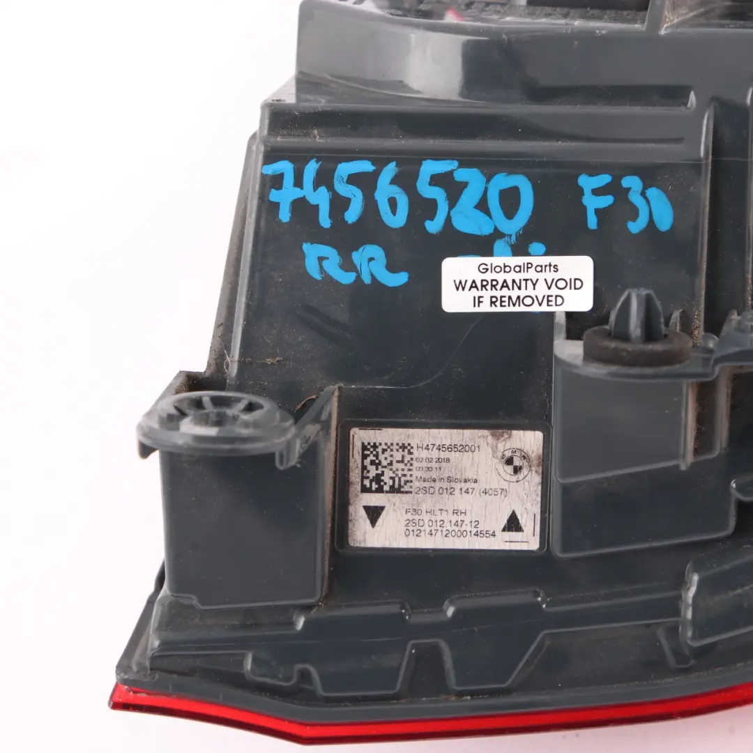  Lampada posteriore BMW F30 F80 M3 LCI LED Pannello laterale destro Linea nera - SKU 7456520 - Numero di parte 7456520