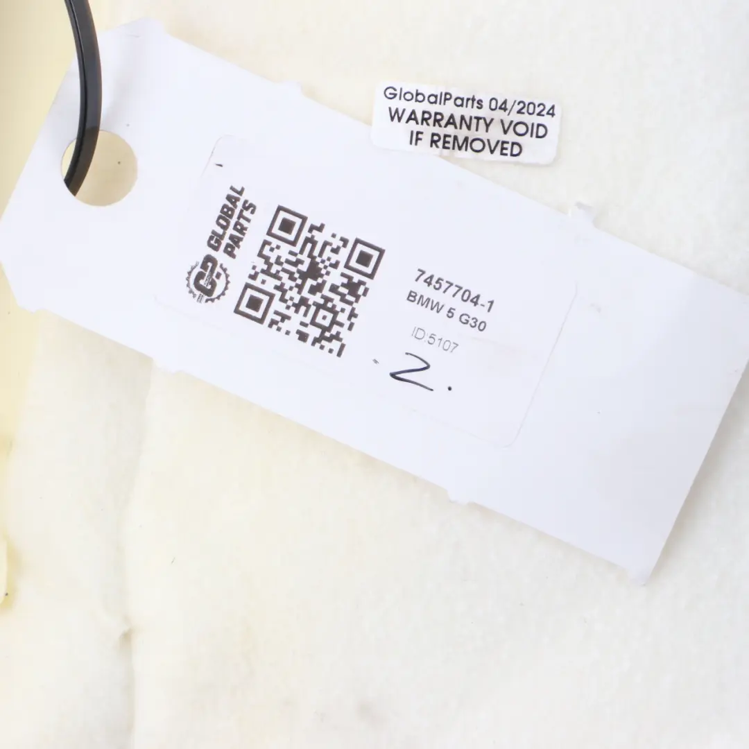 Backrest BMW G30 G31 Front Right O/S Heated Cover Leather Ivory White to Seat with Part number 7457704 Seat Backrest BMW G30 G31 Front Right O/S Heated Cover Leather Ivory White - SKU 7457704-1 - Part number 7457704