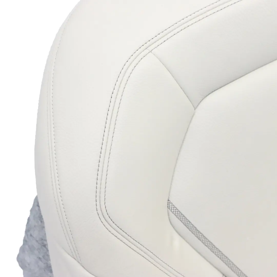 Oparcie Fotela Prawy Przód Podgrzewane Skóra Biała do BMW G30 G31 o numerze 7457704 BMW G30 G31 Oparcie Fotela Prawy Przód Podgrzewane Skóra Biała - SKU 7457704 - Numer Części 7457704