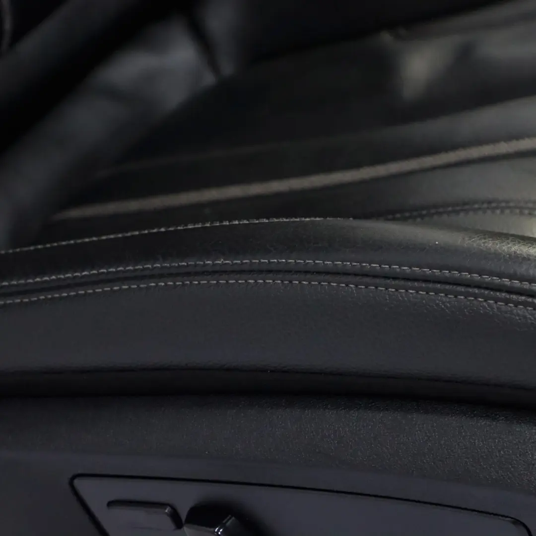 Siège sport avant droit Intérieur cuir Dakota Noir électrique pour BMW G30 G31 à propos du numéro de pièce 7457708 BMW G30 G31 Siège sport avant droit Intérieur cuir Dakota Noir électrique - SKU 7457708-3 - Numéro de pièce 7457708