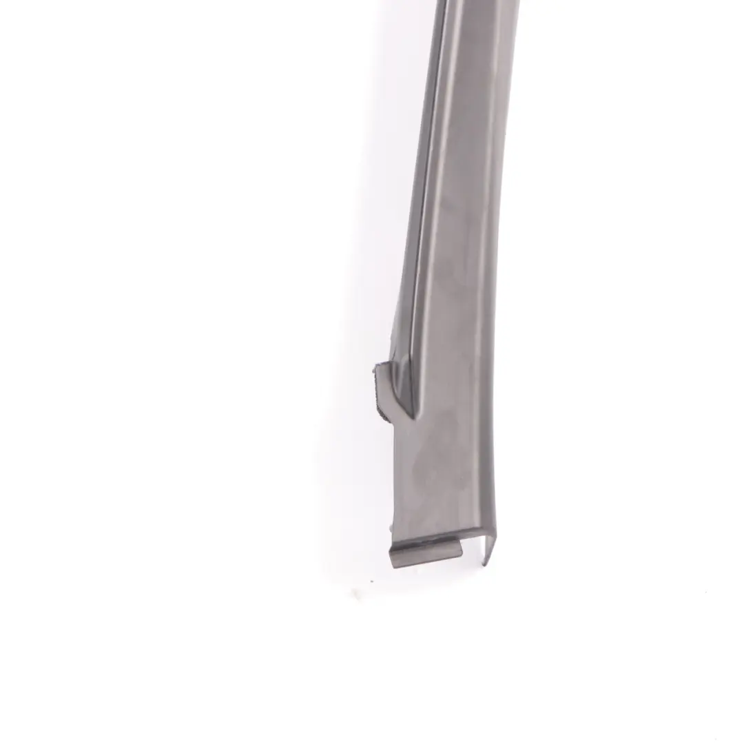 Window Sealing Front Door Right O/S Guide Frame Seal Trim to BMW G11 with Part number 7458442 BMW G11 Window Sealing Front Door Right O/S Guide Frame Seal Trim - SKU 7458442 - Part number 7458442