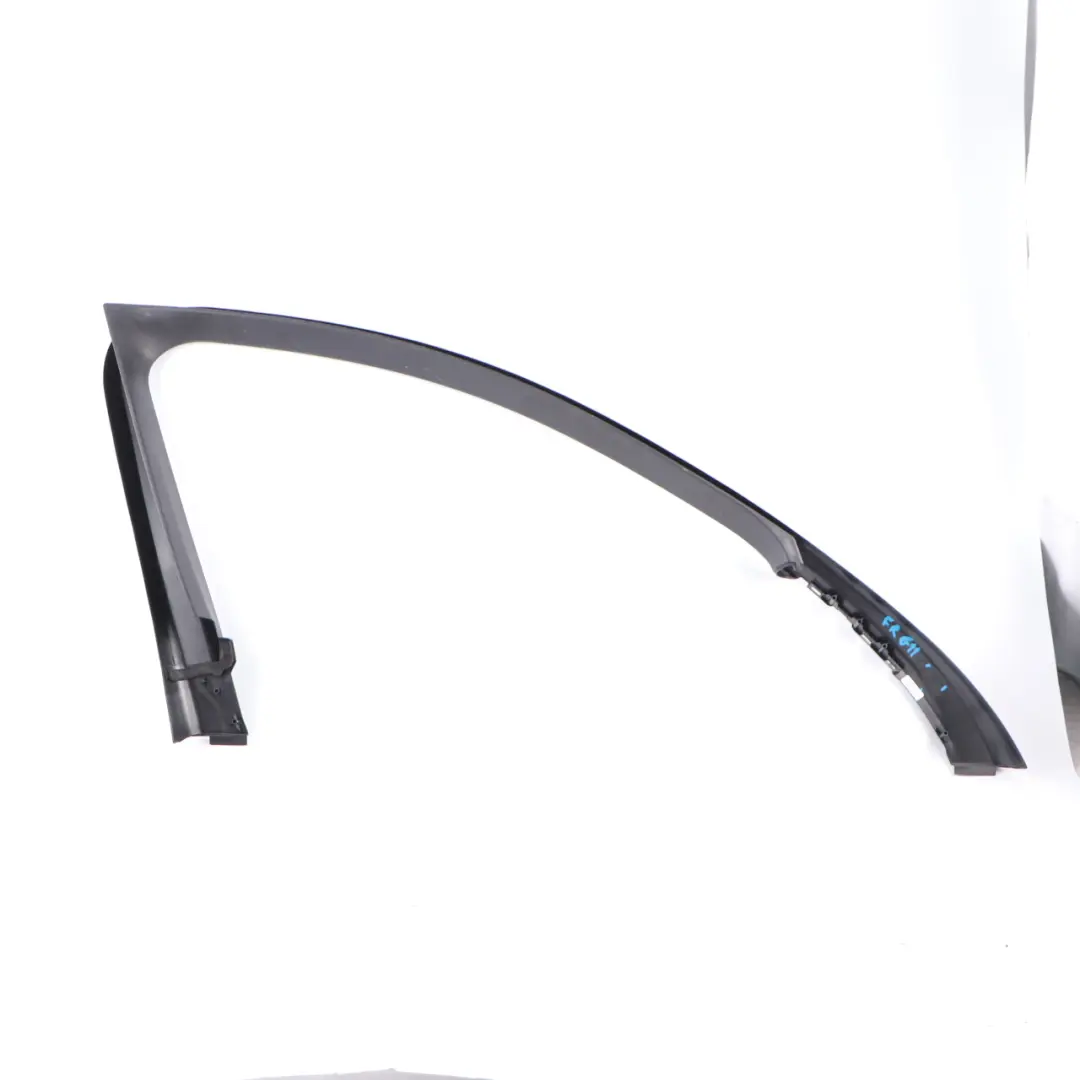 Window Sealing Front Door Right O/S Guide Frame Seal Trim to BMW G11 with Part number 7458442 BMW G11 Window Sealing Front Door Right O/S Guide Frame Seal Trim - SKU 7458442 - Part number 7458442