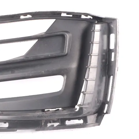 BMW F40 Front Bumper Grid Trim Lateral Side Cover Grid Right O/S - SKU 7459716 - Part number 7459716