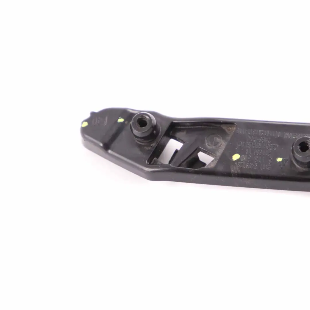 Front Bumper Guide Right Top O/S 5111 to BMW F40 with Part number 7459728 BMW F40 Front Bumper Guide Right Top O/S 5111 - SKU 7459728 - Part number 7459728