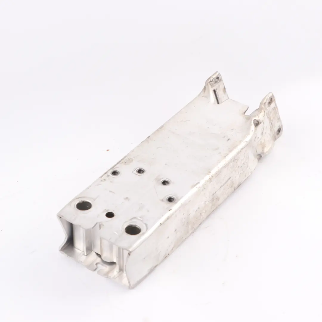 deformación BMW F40 F44 Refuerzo parachoques delantero derecho para Elemento con número de pieza 7459888 Elemento deformación BMW F40 F44 Refuerzo parachoques delantero derecho - SKU 7459888 - Número de pieza 7459888