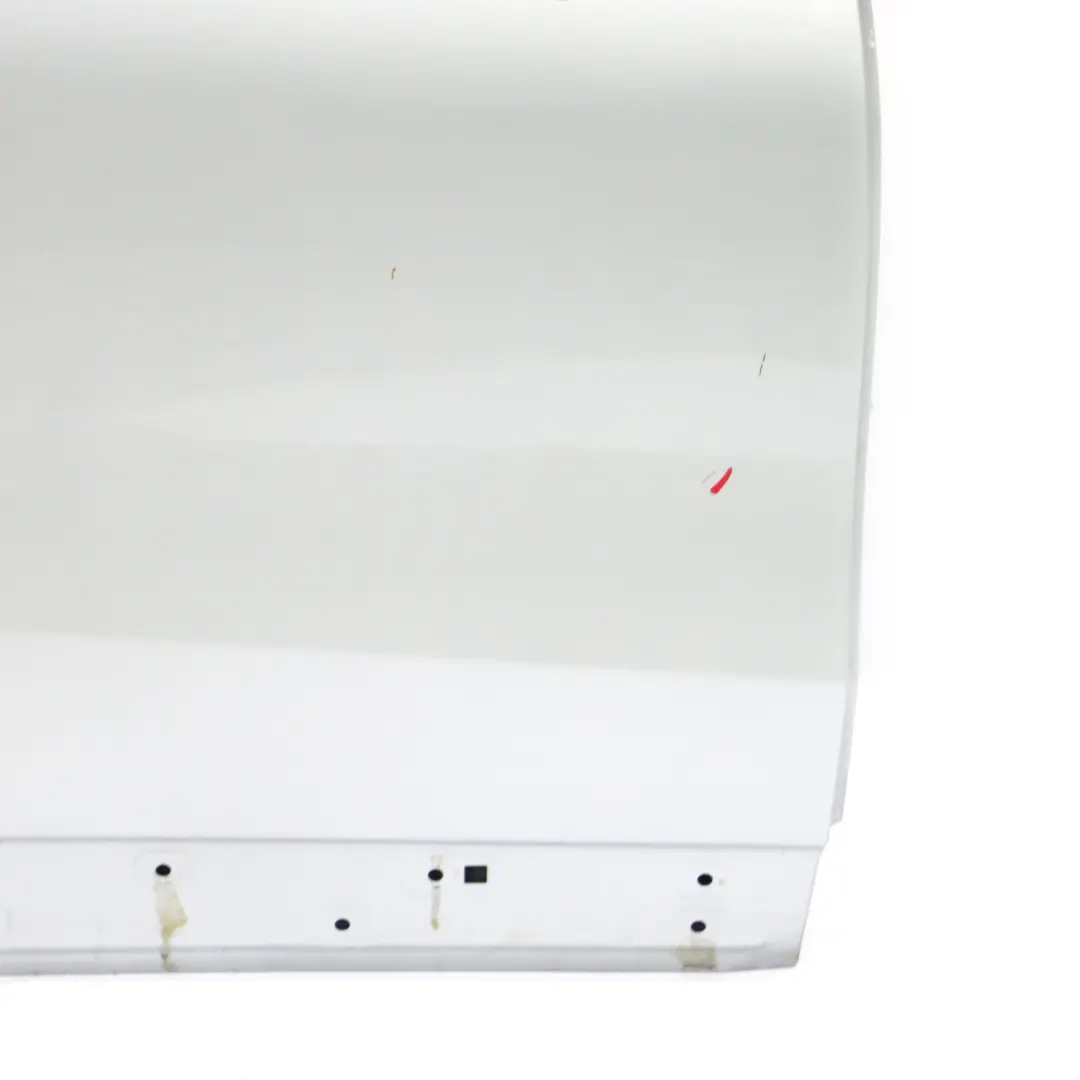 Puerta Trasera Derecha Glacier Silber Silver Metallic - A83 para BMW X1 F48 con número de pieza 7461352 BMW X1 F48 Puerta Trasera Derecha Glacier Silber Silver Metallic - A83 - SKU 7461352-GSB - Número de pieza 7461352