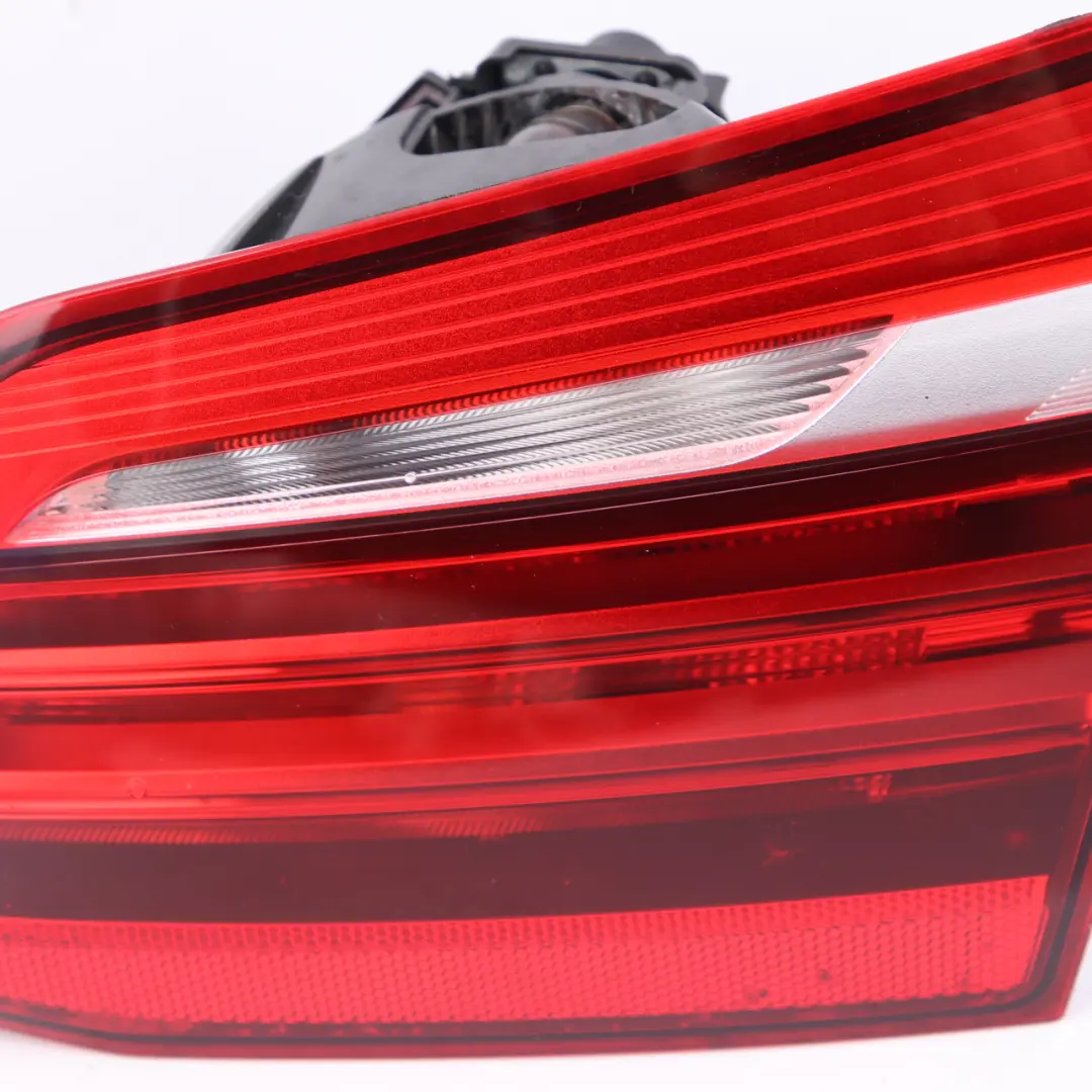 BMW F45 Heckleuchte Rechts Kofferraumdeckel Heckklappe 7311032 - SKU 7461478 - Teilenummer 7461478