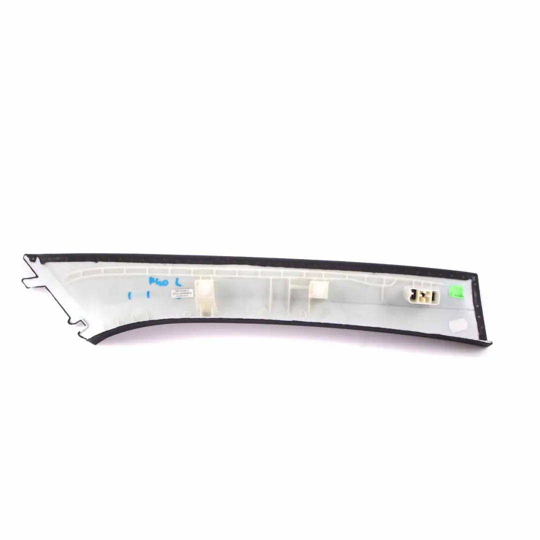  Cache garniture avant pilier A BMW F40 gauche 7444549 - SKU 7462469 - Numéro de pièce 7462469