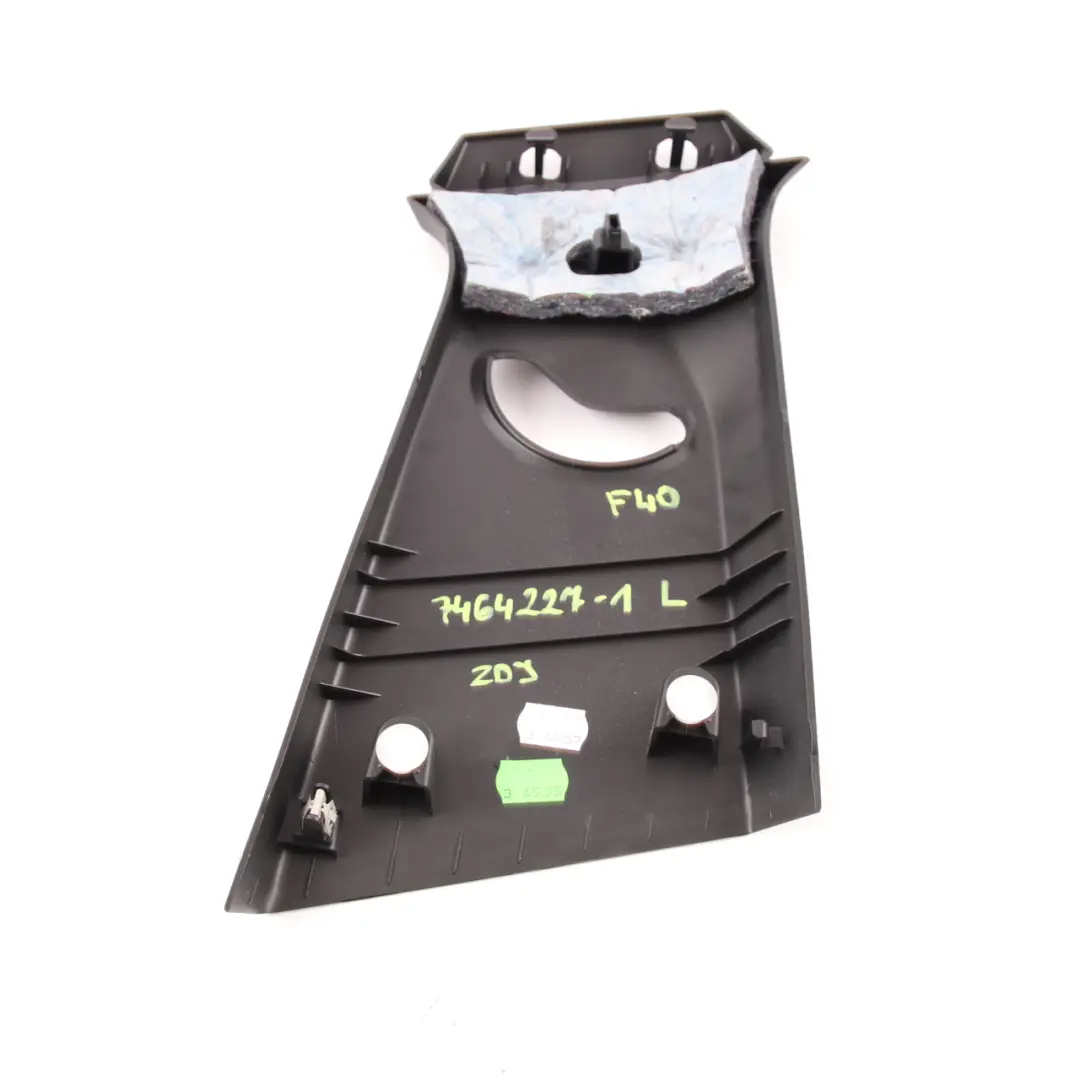 Abdeckung B-Säule obere Säulenverkleidung links Schwarz 7444551 für BMW F40 mit Teilenummer 7462471 BMW F40 Abdeckung B-Säule obere Säulenverkleidung links Schwarz 7444551 - SKU 7462471 - Teilenummer 7462471
