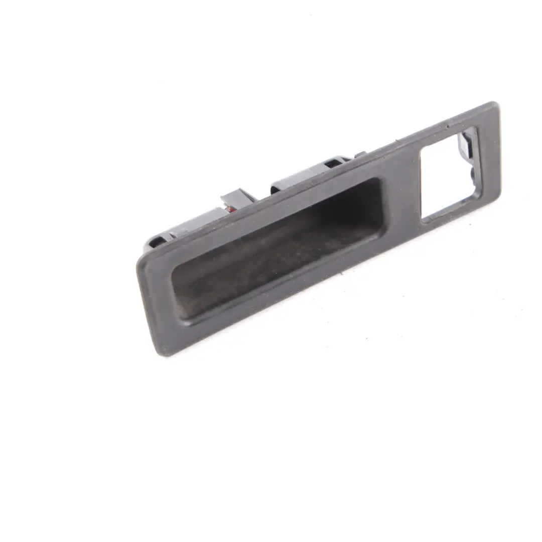  Interruttore posteriore BMW F22 F30 F31 Pulsante coperchio bagagliaio - SKU 7463162 - Numero di parte 7463162