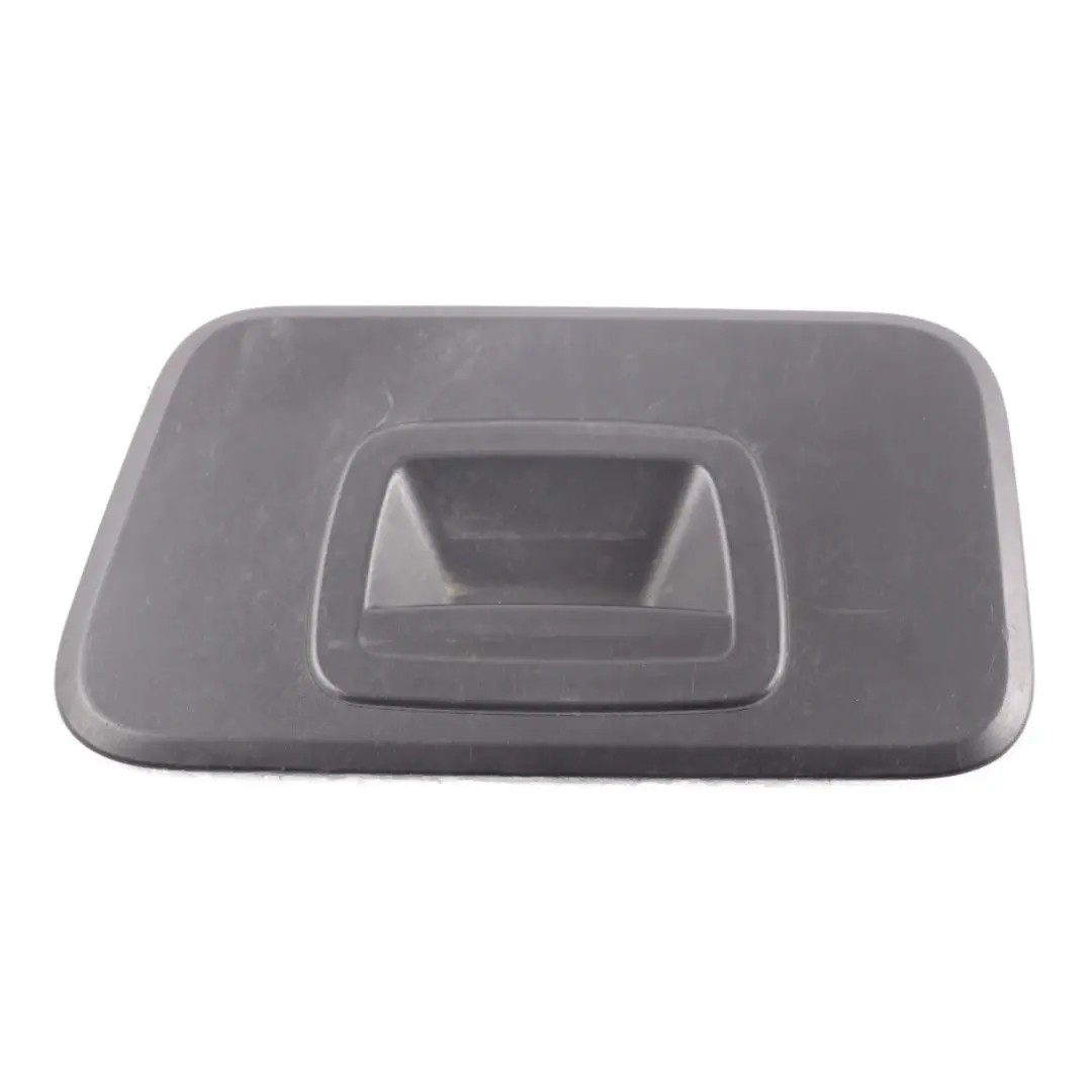 Tapa BMW G30 F90 del compartimento lateral maletero Izquierda para con número de pieza 7464191 Tapa BMW G30 F90 del compartimento lateral maletero Izquierda - SKU 7464191 - Número de pieza 7464191