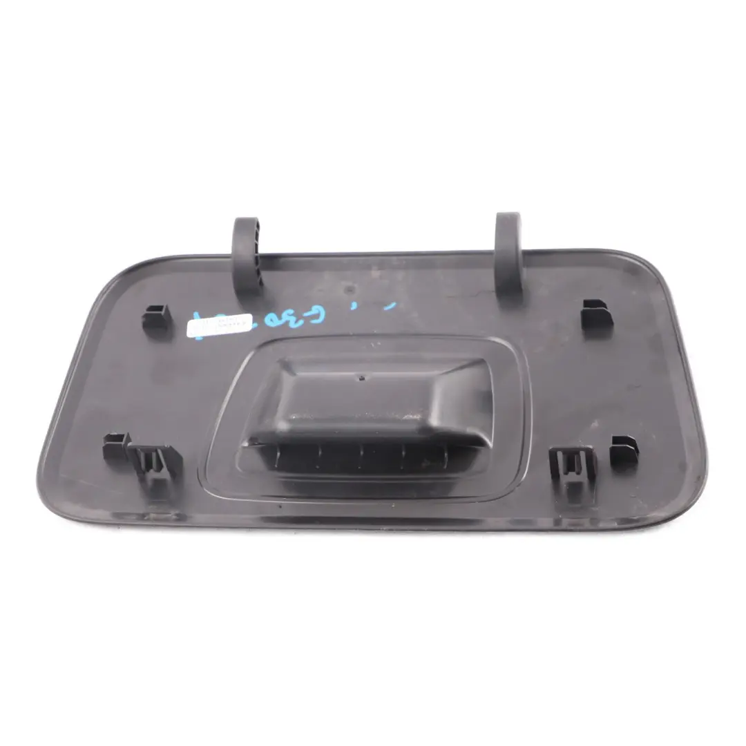 Tapa BMW G30 F90 del compartimento lateral maletero Izquierda para con número de pieza 7464191 Tapa BMW G30 F90 del compartimento lateral maletero Izquierda - SKU 7464191 - Número de pieza 7464191