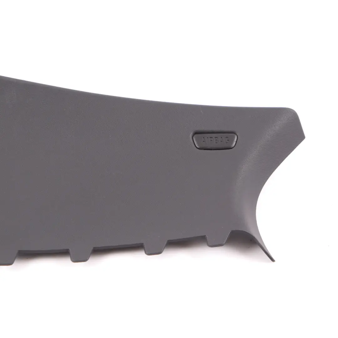 Pannello Rivestimento Montante C Sinistro Nero 7444553 per BMW F40 con numero di parte 7462536 BMW F40 Pannello Rivestimento Montante C Sinistro Nero 7444553 - SKU 7462536 - Numero di parte 7462536