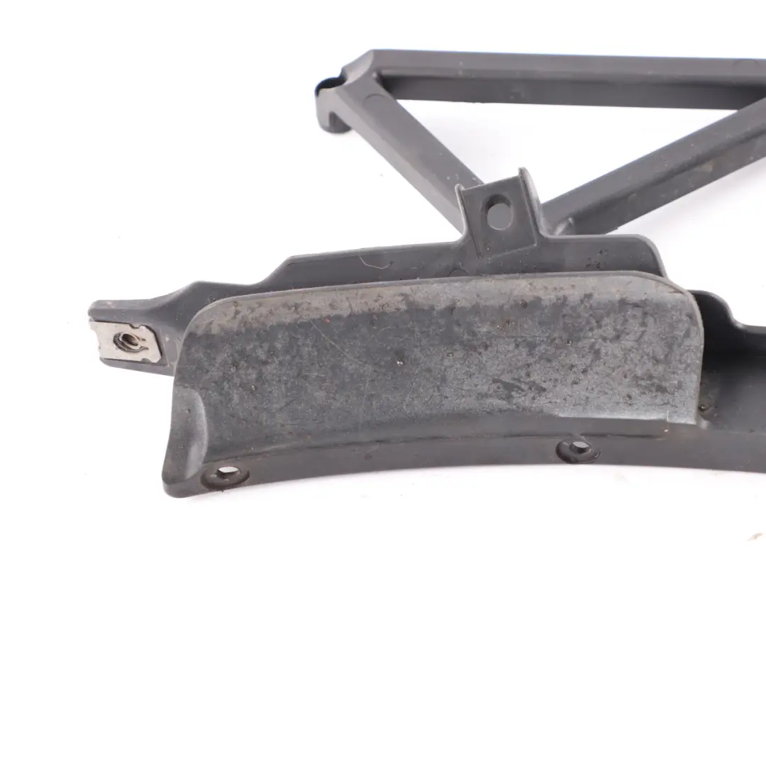 Air Duct BMW F32 F33 LCI Brake Vent Bracket Panel Front Right O/S - SKU 7465290 - Part number 7465290