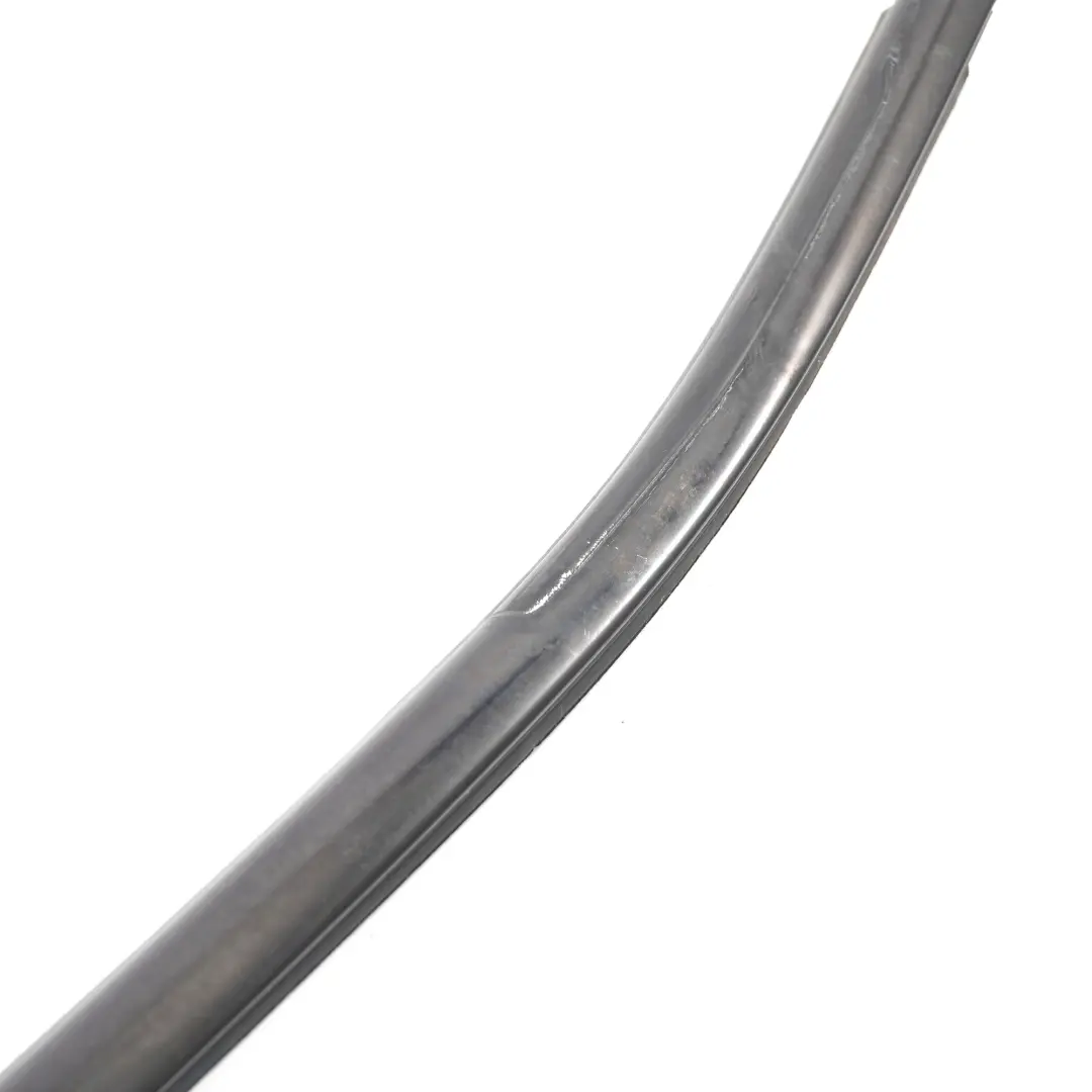 Striscia copertura canale porta anteriore destra alta lucentezza per BMW F15 con numero di parte 7465918 BMW F15 Striscia copertura canale porta anteriore destra alta lucentezza - SKU 7465918 - Numero di parte 7465918