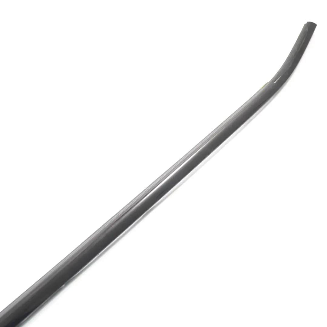 Canal Cubre Tira Puerta Delantera Derecha Exterior Alto Brillo para BMW F15 con número de pieza 7465918 BMW F15 Canal Cubre Tira Puerta Delantera Derecha Exterior Alto Brillo - SKU 7465918 - Número de pieza 7465918