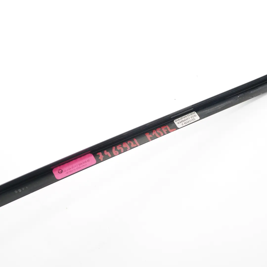 Cadre de Fenêtre Cache Porte Avant Gauche Brillant 7289635 pour BMW F15 à propos du numéro de pièce 7465921 BMW F15 Cadre de Fenêtre Cache Porte Avant Gauche Brillant 7289635 - SKU 7465921 - Numéro de pièce 7465921