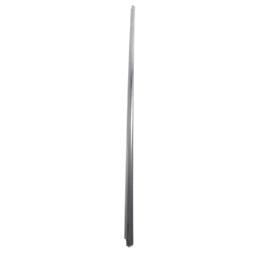 Striscia finestrino della porta posteriore sinistra lucentezza per BMW F15 con numero di parte 7465923 BMW F15 Striscia finestrino della porta posteriore sinistra lucentezza - SKU 7465923 - Numero di parte 7465923