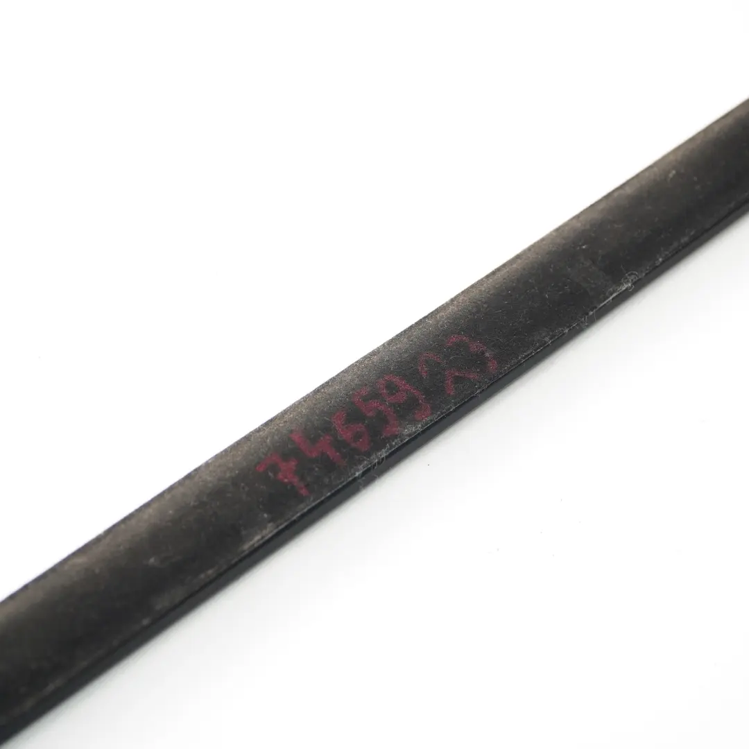 Bandes d'étanchéité Porte Fenêtre Arrière Gauche Brillant pour BMW F15 à propos du numéro de pièce 7465923 BMW F15 Bandes d'étanchéité Porte Fenêtre Arrière Gauche Brillant - SKU 7465923 - Numéro de pièce 7465923