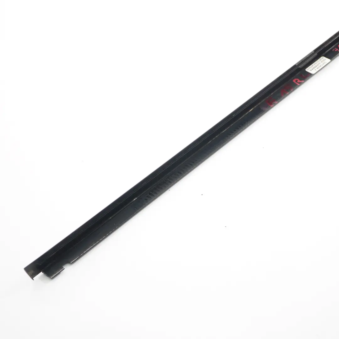 Finisher Window Frame Rear Left N/S Door Strip High Gloss to BMW X5 F15 with Part number 7465925 BMW X5 F15 Finisher Window Frame Rear Left N/S Door Strip High Gloss - SKU 7465925 - Part number 7465925