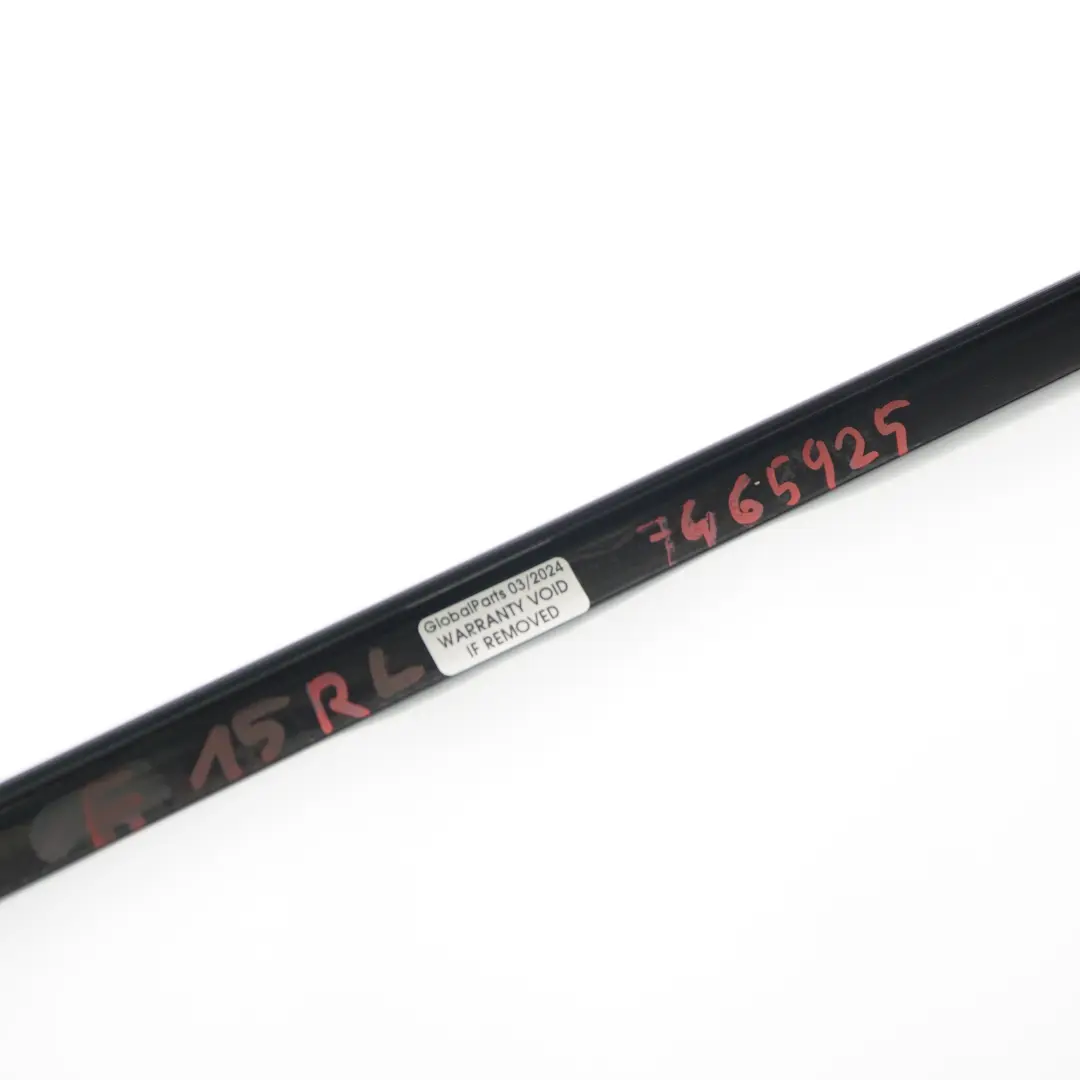 Finition Cadre fenêtre Bande porte arrière gauche brillante pour BMW X5 F15 à propos du numéro de pièce 7465925 BMW X5 F15 Finition Cadre fenêtre Bande porte arrière gauche brillante - SKU 7465925 - Numéro de pièce 7465925