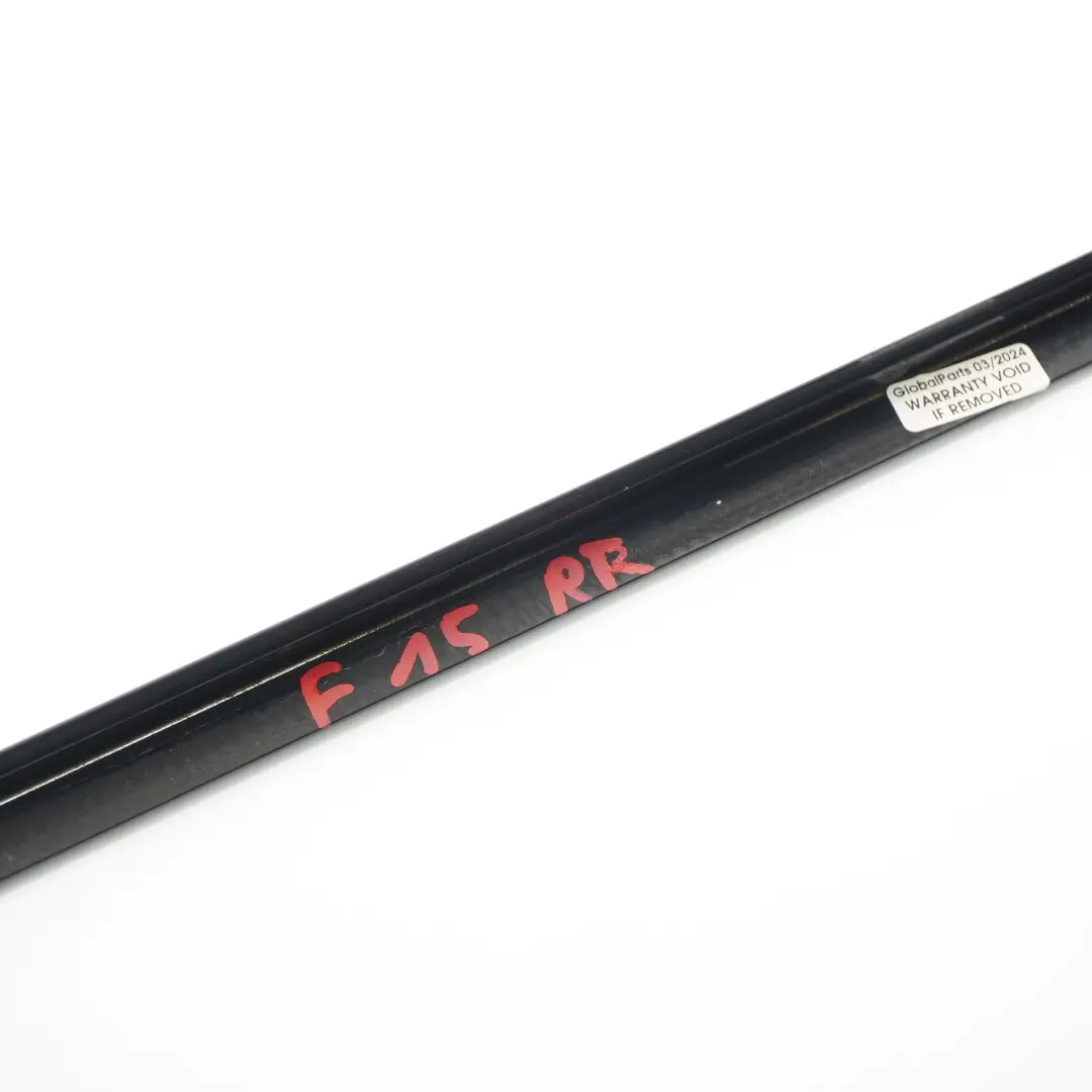 Finition cadre fenêtre arrière droite Bande porte brillance pour BMW X5 F15 à propos du numéro de pièce 7465926 BMW X5 F15 Finition cadre fenêtre arrière droite Bande porte brillance - SKU 7465926 - Numéro de pièce 7465926