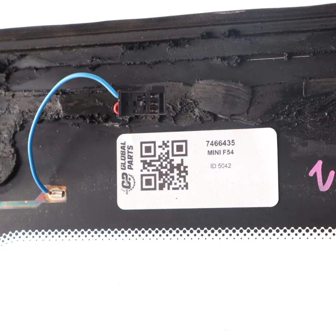 Vitrage arrière gauche Vitrage de la vitre custode AS2 pour Mini Clubman F54 à propos du numéro de pièce 7466435 Mini Clubman F54 Vitrage arrière gauche Vitrage de la vitre custode AS2 - SKU 7466435 - Numéro de pièce 7466435