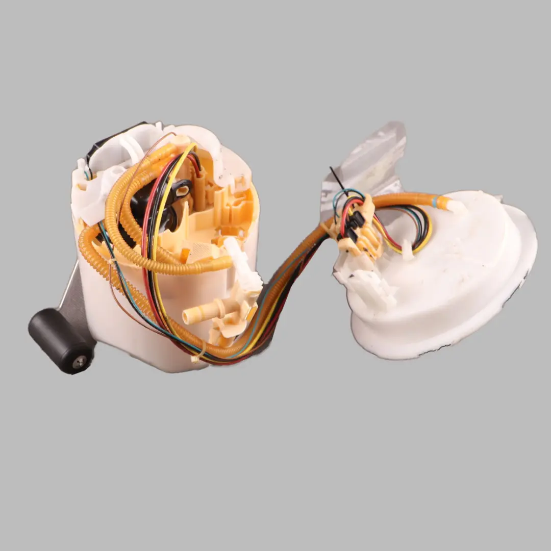 B48X Kraftstofftank Pumpe Lieferung Sender Einheit für BMW F30 LCI 330e mit Teilenummer 7467723 BMW F30 LCI 330e B48X Kraftstofftank Pumpe Lieferung Sender Einheit - SKU 7467723 - Teilenummer 7467723