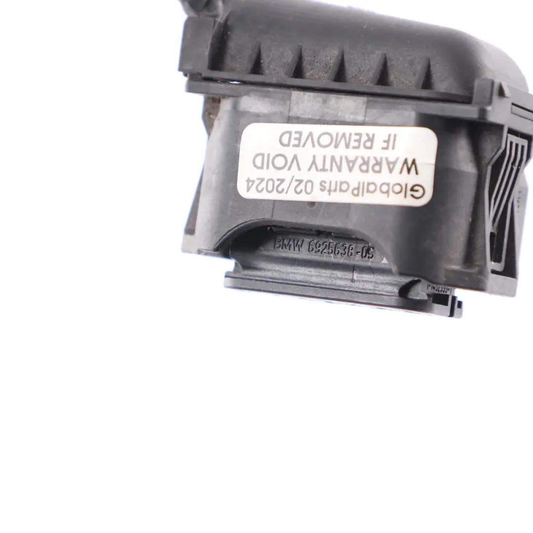 Headlight Lamp Light Front Right O/S Plug Socket Wiring 6925638 to BMW i3 I01 with Part number 7467752 BMW i3 I01 Headlight Lamp Light Front Right O/S Plug Socket Wiring 6925638 - SKU 7467752-1 - Part number 7467752