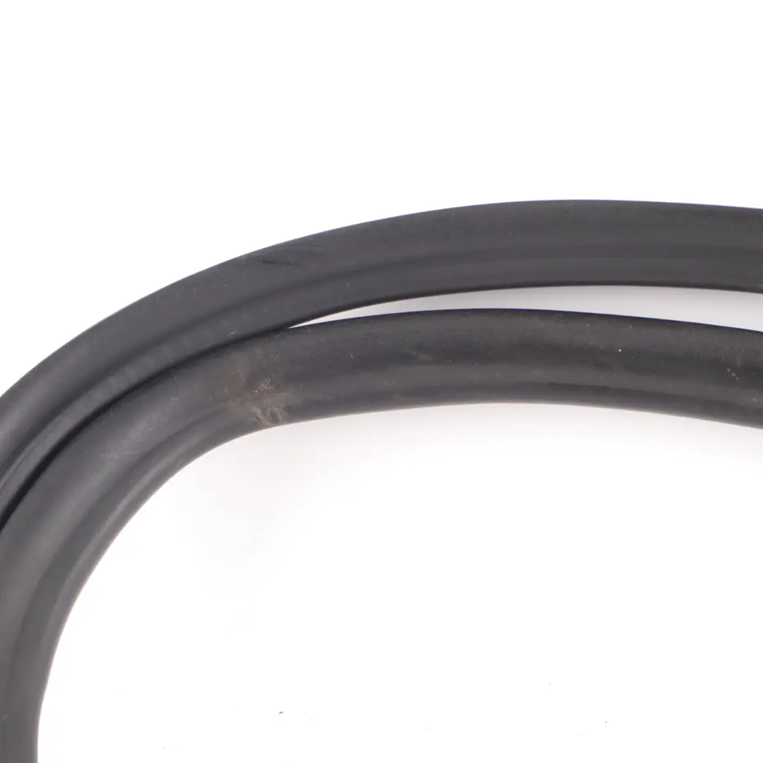 Guarnizione porta BMW G30 G31 protezione bordi anteriore sinistra destra per con numero di parte 7468731 Guarnizione porta BMW G30 G31 protezione bordi anteriore sinistra destra - SKU 7468731 - Numero di parte 7468731