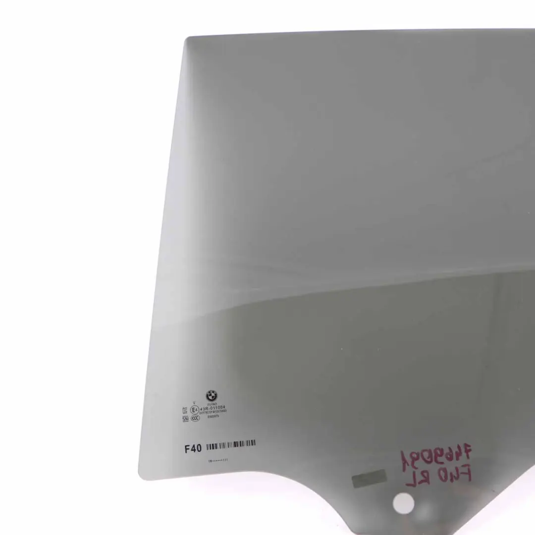 Vitre Latérale Arrière Gauche Verre Teinté Noir AS3 pour BMW F40 à propos du numéro de pièce 7469091 BMW F40 Vitre Latérale Arrière Gauche Verre Teinté Noir AS3 - SKU 7469091 - Numéro de pièce 7469091