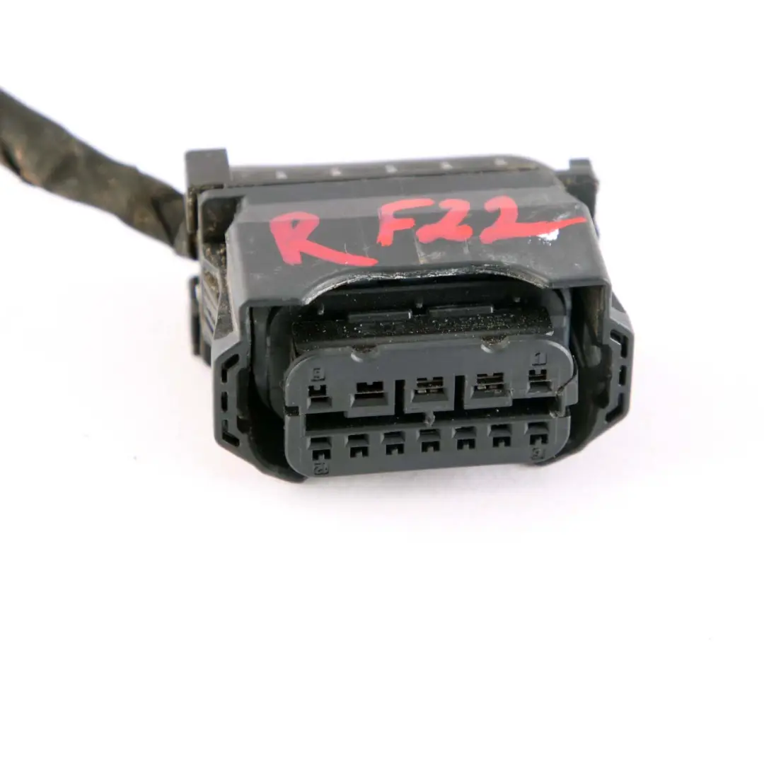 LED Headlight Right O/S Wiring Cable Socket Plug 6925638 to BMW F22 F23 F87 LCI with Part number 7469780 BMW F22 F23 F87 LCI LED Headlight Right O/S Wiring Cable Socket Plug 6925638 - SKU 7469780-1 - Part number 7469780