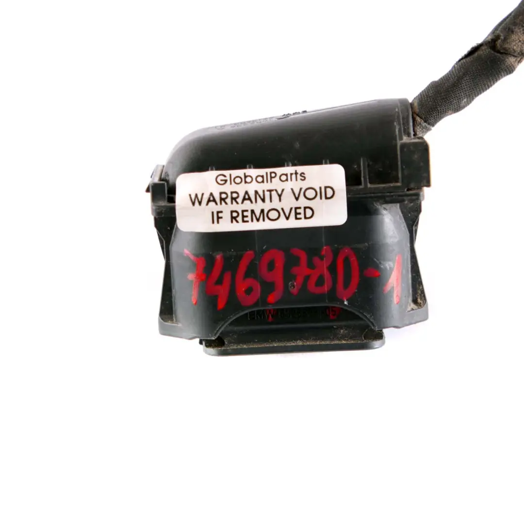 LED Headlight Right O/S Wiring Cable Socket Plug 6925638 to BMW F22 F23 F87 LCI with Part number 7469780 BMW F22 F23 F87 LCI LED Headlight Right O/S Wiring Cable Socket Plug 6925638 - SKU 7469780-1 - Part number 7469780