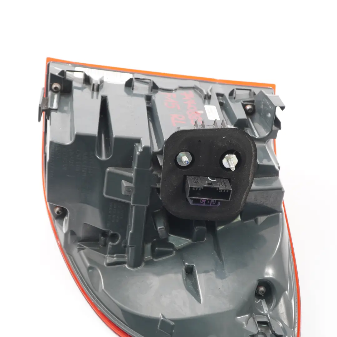 Luce posteriore BMW X5 F15 F85 Lampada Pannello laterale sinistro 7290099 per con numero di parte 7470885 Luce posteriore BMW X5 F15 F85 Lampada Pannello laterale sinistro 7290099 - SKU 7470885 - Numero di parte 7470885