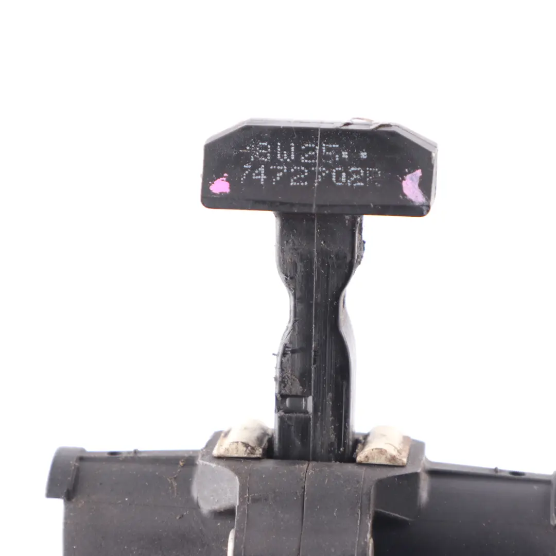 Puerta de freno de la bisagra de retención Correa trasera derecha para Mini F60 con número de pieza 7472702 Mini F60 Puerta de freno de la bisagra de retención Correa trasera derecha - SKU 7472702 - Número de pieza 7472702