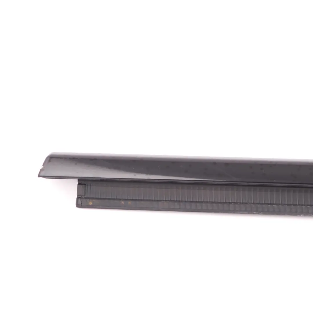 BMW F40 Türfenster Außenkanal Abdeckung Hinten Links Shadow Line Hochglanz - SKU 7473999-1 - Teilenummer 7473999