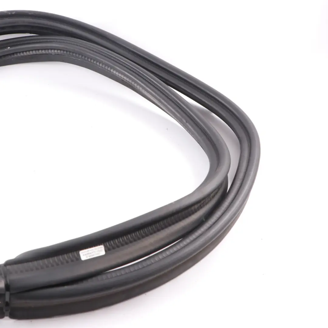 Sello Portón Trasero Bota Tapa Borde Protection Junta Goma 7318867 para BMW F46 con número de pieza 7474448 BMW F46 Sello Portón Trasero Bota Tapa Borde Protection Junta Goma 7318867 - SKU 7474448 - Número de pieza 7474448