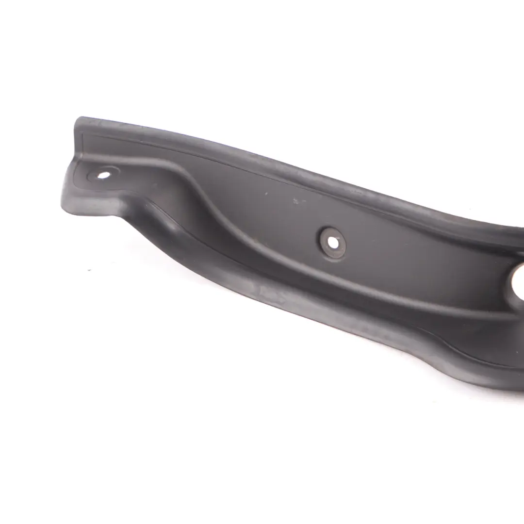 Luz Trasera Canalón Recubrimiento Tapa Izquierda para BMW F36 Gran Coupe con número de pieza 7474489 BMW F36 Gran Coupe Luz Trasera Canalón Recubrimiento Tapa Izquierda - SKU 7474489 - Número de pieza 7474489